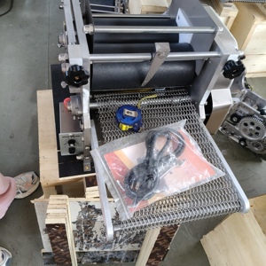 Wholesale Supply <b>Mini</b> Flour Tortilla Machine Mexico Manufacturer's Miniaturized Industriel with Motor Core for Tortillas Chips - Product Image 2