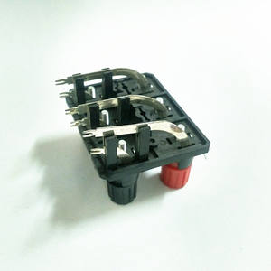 Panel de terminales de audio WP6-10A de doble fila y 6 posiciones para altavoces, con toma de cableado externo WP, salida de fábrica - Product Image 3