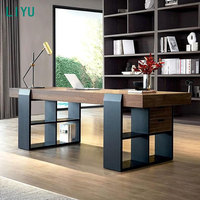 Bureau de direction en bois en forme de L, moderne et luxueux Liyu, avec boîte à câbles multifonctionnelle et bande lumineuse