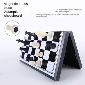 <span class=keywords><strong>Gioco</strong></span> di scacchiera magnetica in plastica ad alta quantità comodo Set di <span class=keywords><strong>scacchi</strong></span> magnetico pieghevole <span class=keywords><strong>per</strong></span> giochi da tavolo - Product Image 4