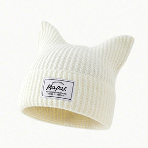 Bonnet tricoté rayé gothique Y2K Streetwear 2026 avec oreilles de chat pour femme, bonnet d'hiver fait main au crochet mignon avec logo personnalisé - Product Image 4