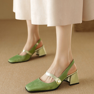 Sandales en satin à bout carré pour femme, grande taille 48, avec bride arrière, talons épais de 6 cm, coupe large, boucle perlée, idéales pour les soirées - Product Image 1