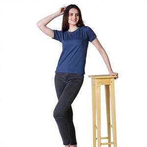 T-shirt élégant pour femmes, col extensible, manches courtes, tissu en toile bleu clair, 100% coton, tailles grandes, t-shirts pour femmes - Product Image 1