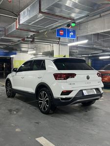Utilisé pour les voitures <span class=keywords><strong>T</strong></span>-<span class=keywords><strong>ROC</strong></span> 2022 280 TSI automatiques à conduite à gauche 2WD Elite PLUS pour l'exportation - Product Image 2
