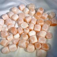 Batu Selenite Oranye Alami Bentuk Kubus, Batu Gypsum Peach, Blok Kristal Untuk Pengisian Energi Kristal & Koleksi Mineral