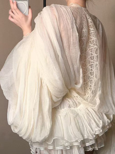 Nouvelle Collection 2026 : <span class=keywords><strong>Ensemble</strong></span> Chic <span class=keywords><strong>Haut</strong></span> à Panneaux <span class=keywords><strong>en</strong></span> Dentelle <span class=keywords><strong>et</strong></span> <span class=keywords><strong>Jupe</strong></span> Amincissante Taille Haute pour Femme - Product Image 2