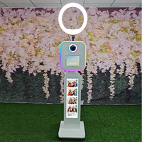 Cabina de Fotos Interactiva de Última Generación para iPad y DSLR con Pantalla LCD de 29 Pulgadas para Reproducción de Video/Fotos