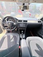 Подержанный седан Skoda Rapid 2018 года, автомат, кожаный салон, экономичный, без ДТП, левый руль, готов к отгрузке оптом