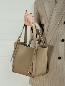 Sacs fourre-tout en cuir véritable de qualité supérieure pour femmes, sacs de luxe de créateur 2025, grands sacs de shopping et sacs à main de travail pour femmes - Product Image 1