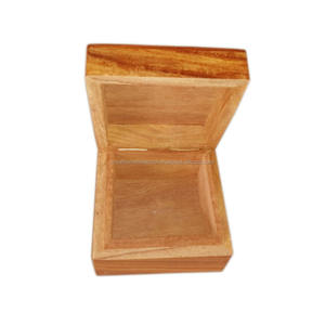 Caja de anillo de madera de diseño fantástico Caja de joyería de madera para accesorios de joyería más vendidos en precio asequible - Product Image 3