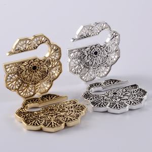 Pendentif d'<span class=keywords><strong>oreille</strong></span> en acier inoxydable, style tribal, vintage, doré, motif mandala floral, pour piercing corporel, anneau d'expansion et de lest - Product Image 4