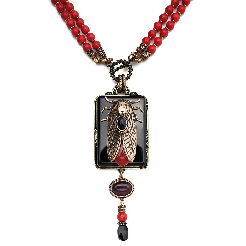 Red Bamboo Beaded Chain Insect Design Natural Agate Pendant Necklace Vintage Style Necklace