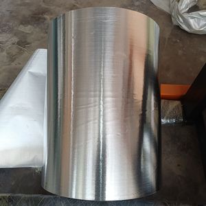 Tissu de fibre de verre de feuille d'aluminium d'isolation incendie à haute température pour la protection solaire de toit - Product Image 3