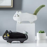 Pot Bunga Mini Bentuk Kucing Keramik Berlapis Kaca Kreatif untuk Tanaman Sukulen Desain Modern Sederhana Lucu untuk Rumah, Kebun, dan Toko