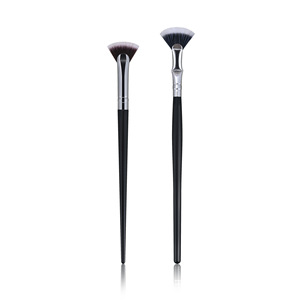 Premium-Qualität Ultra-Dünner Schrägflach-Applikator für Eyeliner und Augenbrauen, Veganer Make-up-Pinsel - Product Image 3
