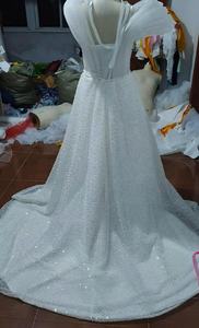 Vestido <span class=keywords><strong>de</strong></span> Novia <span class=keywords><strong>de</strong></span> Lujo Blanco con Hombros Esculpidos y Cuentas, Estilo Sirena, con Perlas Dramáticas para Alfombra Roja y Eventos Formales, Primavera 2026 - Product Image 4