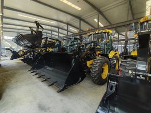 Fabrik preis Mini Bagger lader 388H mit 1,2 cbm Schaufel kapazität - Product Image 4