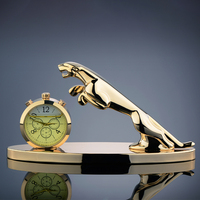 Diffuseur de parfum en alliage de guépard de luxe, diffuseur de parfum à roseaux, désodorisant d'air, ornement élégant pour tableau de bord, parfum de voiture élégant