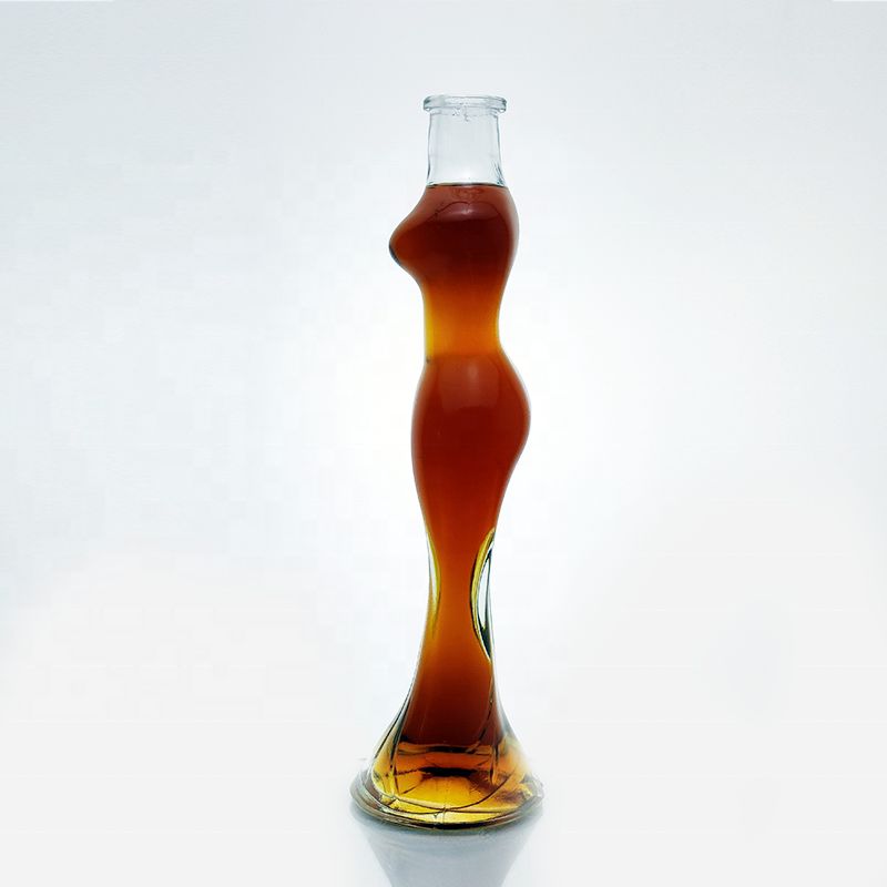 Bouteille en verre de forme de femme