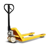 Chariots hydrauliques jaunes d'une capacité de 3000 kg avec roues de transport à entraînement manuel