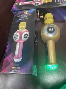 Nuovo Arrivo Microfono Wireless Karaoke M8 con <span class=keywords><strong>Luce</strong></span> al Neon Colorata, Microfono Portatile BT con Altoparlante e <span class=keywords><strong>Luce</strong></span> LED Lampeggiante - Product Image 6