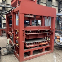 Machine à fabriquer des blocs de béton entièrement automatique QT5-15 pour le marché africain
