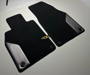 Tapis de sol de luxe noirs DOS avec côtés en fibre de carbone pour <span class=keywords><strong>Porsche</strong></span> 911 GT3, tapis de sol personnalisables avec emblème GT3 - Product Image 1