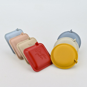Cinta métrica portátil suave de 1.5M con estuche de cuero para regalo y promoción - Product Image 3