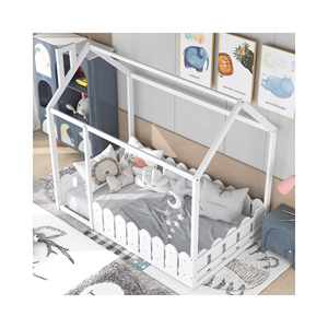 เฟอร์นิเจอร์ห้องนอนเด็กสไตล์ใหม่ ดีไซน์ทรงบ้านเรียบง่ายทันสมัย เตียงเด็กโครงไม้แบบตั้งพื้น พร้อมราวกั้น - Product Image 1