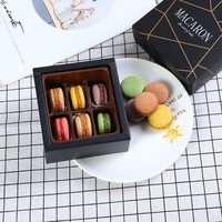 Scatola Personalizzata per Pasticceria in Cartone Alimentare con Finestra Trasparente per Macarons, Biscotti e Regali, con Goffratura e Materiali Riciclati
