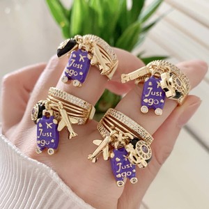 Anello da viaggio Tk-L629, nuovo arrivo, regalo per amanti dei viaggi, placcato oro, micro zirconi cubici, anello aperto con goccia viola, a forma di valigia e aereo - Product Image 4