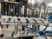 Machine de soufflage par étirage PET entièrement automatique à 6 cavités avec composants PLC pour bouteilles d'eau, de jus et d'huile de 500 ml