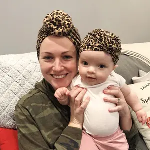 Chapeau Turban pour mère et bébé, casquette assortie à la famille, chapeaux pour bébé avec nœud papillon, bonnet de pépinière doux et mignon