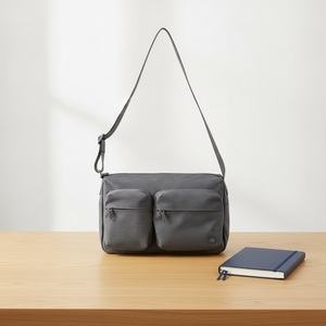Sac bandoulière unisexe imperméable à carreaux avec deux poches avant, léger, sac messager, sac de voyage minimaliste décontracté - Product Image 6
