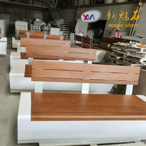 Nuevo Banco de Patio Exterior Magic Stone, Diseño de Madera con Aspecto de Piedra Blanca, Asientos para Parques Urbanos - Product Image 1