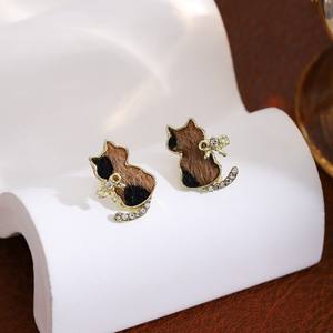 Aguja de plata lindo diamante incrustaciones leopardo estampado gato tachuelas japonés coreano luz lujo pendientes mujeres - Product Image 2