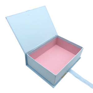 ชุดของขวัญเสื้อผ้าอาบน้ำเด็กแรกเกิด,กำหนดเองได้เ<span class=keywords><strong>ส</strong></span>ื้อผ้าของขวัญกล่อง<span class=keywords><strong>ส</strong></span>ำหรับชุดทารกกระดาษแข็งหรูหราถุงเท้าคาดผมกล่องบรรจุภัณฑ์เด็ก - Product Image 5