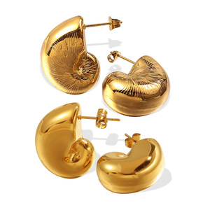 ต่างหูสแตนเลสทรงหยดน้ำ ชุบทอง 18k รูปทรงเรขาคณิตไม่สมมาตร เครื่องประดับสำหรับผู้หญิงใส่ได้ทุกวัน - Product Image 5