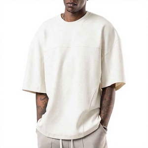 Camiseta de hombre extragrande 100% algodón, color sólido, cuello redondo, manga corta, estilo urbano, tejido jersey, ajuste premium. - Product Image 1