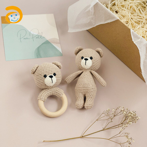 Nuovo Design Organico di Filati di Cotone Crochet Orso <span class=keywords><strong>Sonaglio</strong></span> Giocattolo Del Bambino Naturale Di Legno di Faggio Denti <span class=keywords><strong>Amigurumi</strong></span> <span class=keywords><strong>Sonaglio</strong></span> - Product Image 2