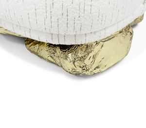 Sillón Tapizado de Lujo para Sala de Estar, Mueble de Diseño Personalizado, Silla de Descanso con Detalles en Latón, Asiento para Recepción de Hotel, Villa o Vestíbulo - Product Image 5