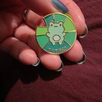 Broche en métal en alliage créatif épinglettes en émail personnalisées plaqué sur mesure conception de grenouille animale mignonne épingle en émail dur/doux
