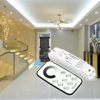 Contrôleur de variateur LED sans fil RF T1 avec télécommande + récepteur R3 DC12-24V 3A 3CH 216W, gradation sans scintillement à 4096 niveaux pour éclairage unique