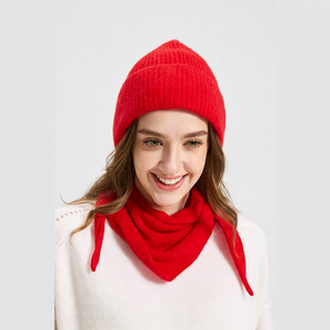 Bonnet en tricot côtelé rouge pour femme, couvre-chef chaud décontracté pour l'hiver - Product Image 3