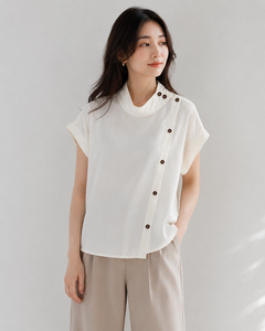 Blusa Elegante sin Mangas para Mujer con Botones Asimétricos y Cuello Simulado para Oficina - Product Image 5