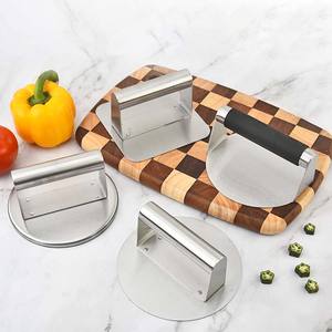 Presse à viande en acier inoxydable avec manche en bois, presse à hamburgers et <span class=keywords><strong>bacon</strong></span> robuste pour grillades et cuisson sur plaque chauffante - Product Image 6