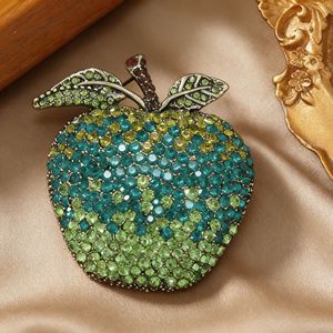 Broche Elegante de Estilos Variados para Atacado: Flores Requintadas, Uvas Coloridas, Vintage com Strass Brilhante para Decoração de Joias - Product Image 5