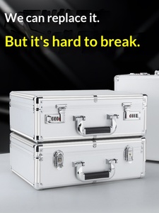 Boîte <span class=keywords><strong>à</strong></span> <span class=keywords><strong>outils</strong></span> portable multifonctionnelle en alliage d'aluminium avec serrure <span class=keywords><strong>à</strong></span> clé, doublure en éponge pour rangement domestique et organisation professionnelle des <span class=keywords><strong>outils</strong></span> - Product Image 3