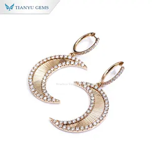 Tianyu 보석 맞춤 디자인 퓨어 옐로우 골드 모이사나이트 다이아몬드 문 모양 펜던트 귀걸이