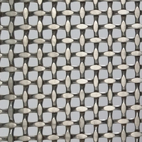Maille tissée en acier inoxydable à profil ovale pour les intérieurs d'ascenseurs, les bureaux d'accueil et les panneaux muraux décoratifs